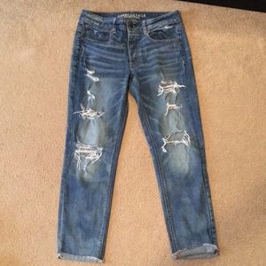 American Eagle ripped tomgirl jeans
